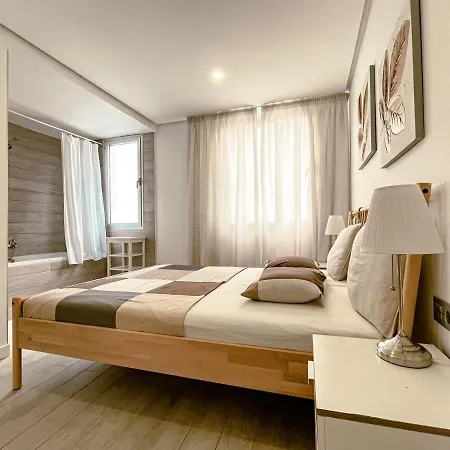 3-bed Flat, Ocean Garden, Heated Pool Parking Apartment Costa Adeje (Tenerife)