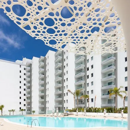 Appartement 3-bed Flat, Ocean Garden, Heated Pool, Parking, Pp207