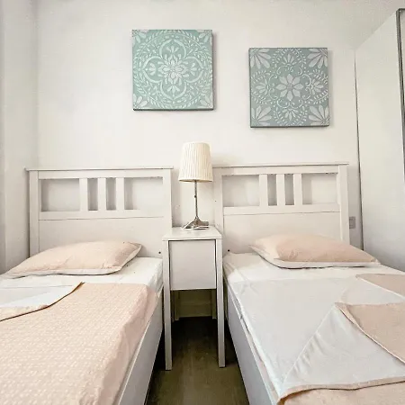 Appartement 3-bed Flat, Ocean Garden, Heated Pool, Parking, Pp207