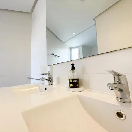 3-bed Flat, Ocean Garden, Heated Pool, Parking, Pp207