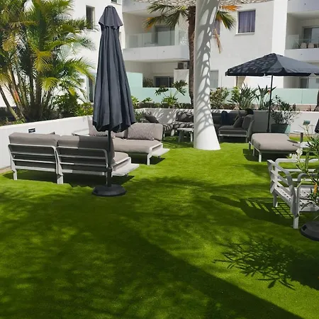 3 Bedroom Ocean Garden Apartment, Heated Pool & Parking, Pp207 Daire