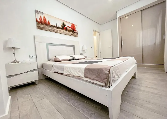 Apartmán 3-bed Flat, Ocean Garden, Heated Pool, Parking, Pp207 *