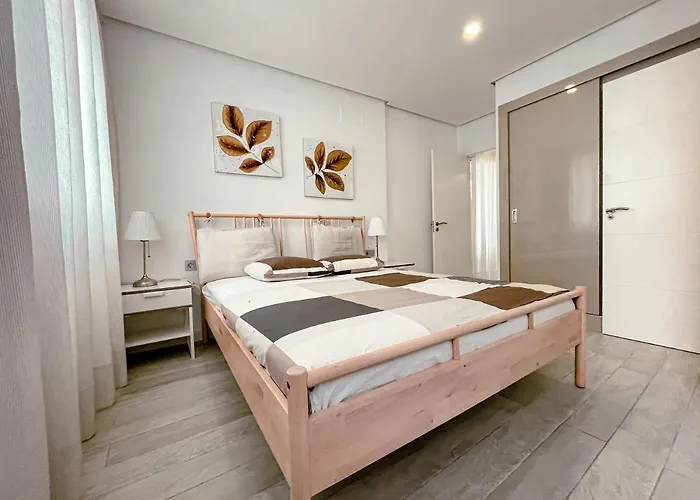 3-bed Flat, Ocean Garden, Heated Pool, Parking, Pp207 Apartmán *